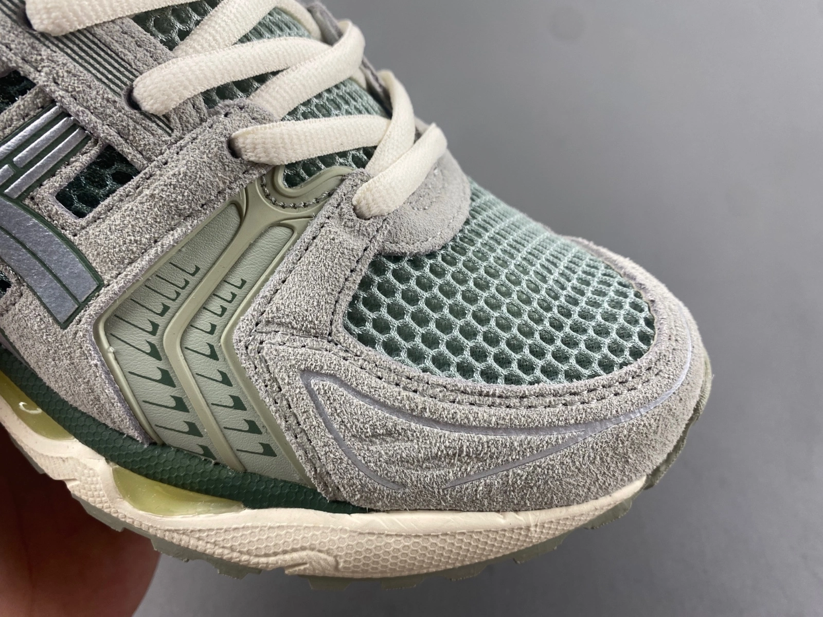GoAnywhere ASICS Gel-Kayano 14 Olive Grey Pure Silver 1201A161- 2551
