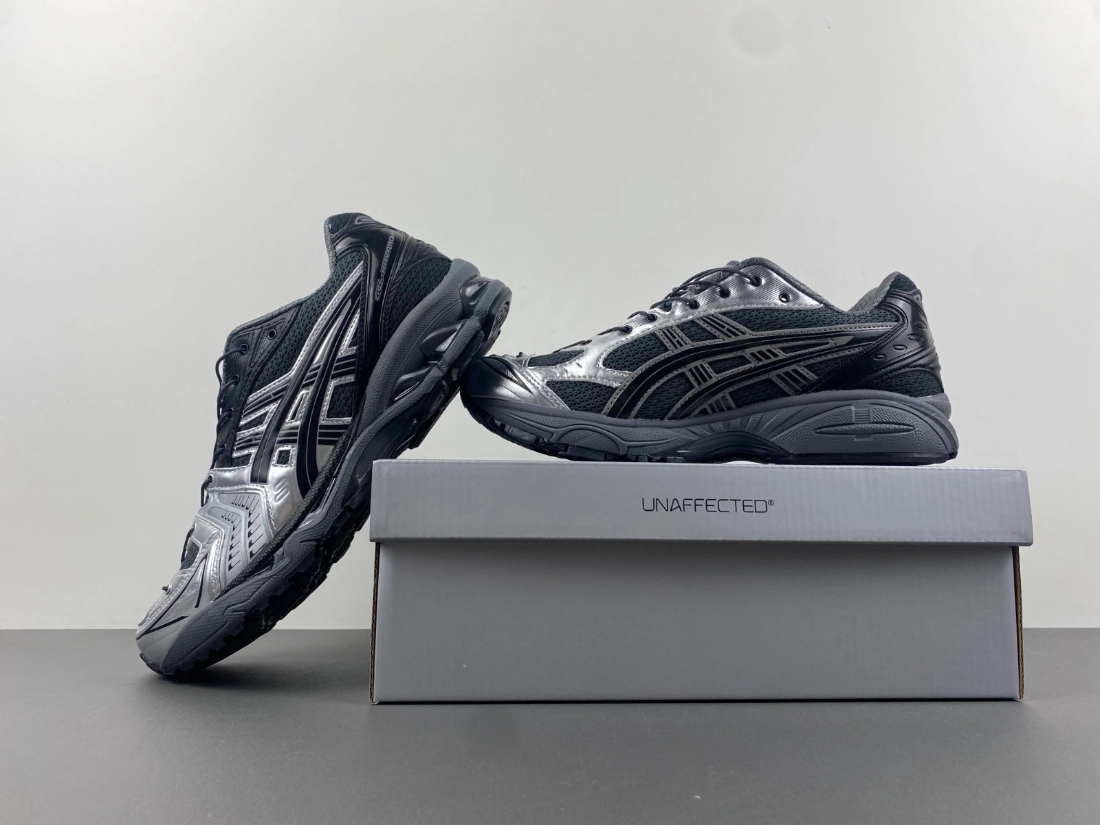 TimelessDesign ASICS Gel-Kayano 14 Unaffected Infinite Wonders Pack Black Silver 1201A922- 2550