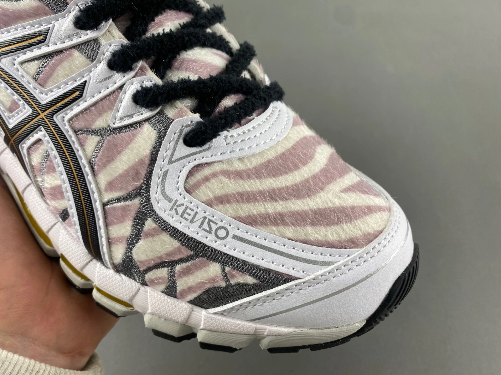 WellDesigned ASICS Gel-Kayano 20 KENZO Glacier Grey 1201B032- 2531