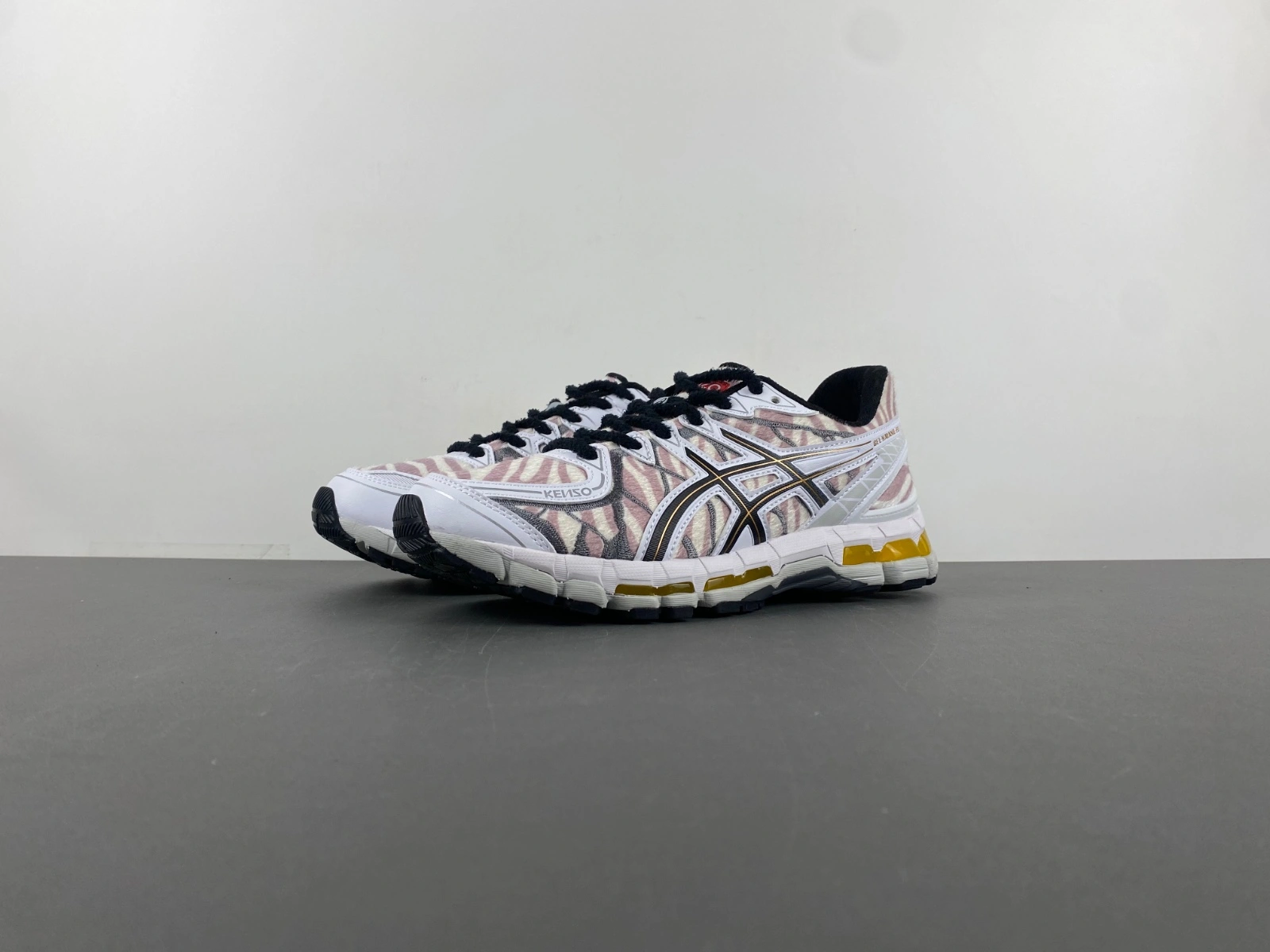 WellDesigned ASICS Gel-Kayano 20 KENZO Glacier Grey 1201B032- 2531
