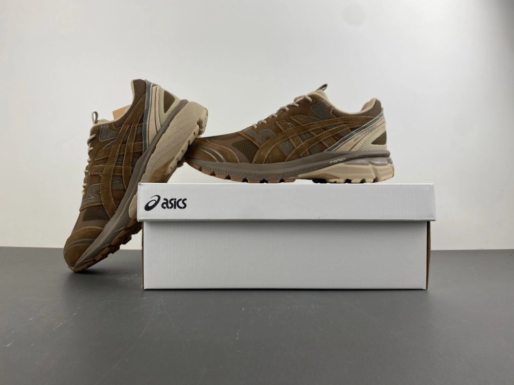 Sustainable ASICS Gel-Terrain Gore-Tex nonnative 1203A584- 2513