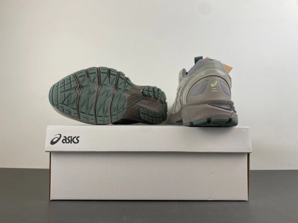 ASICS Gel-Terrain Oyster Grey 1203A444- FreshLook 2515