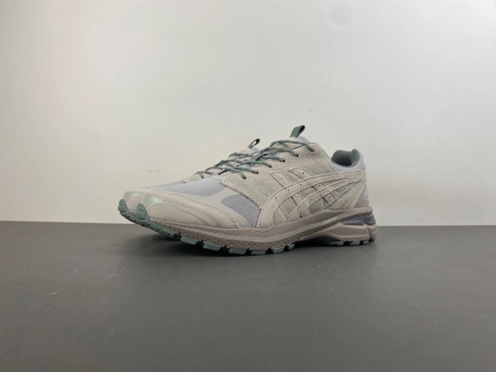 ASICS Gel-Terrain Oyster Grey 1203A444- FreshLook 2515