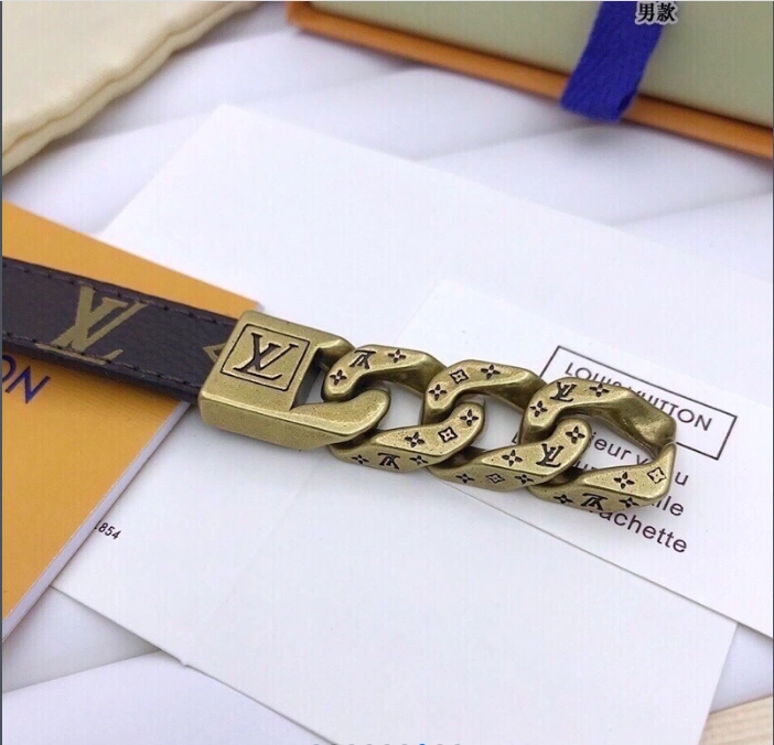 Modern Accessories 18065