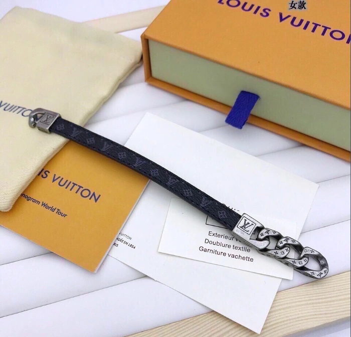 Modern Accessories 18065