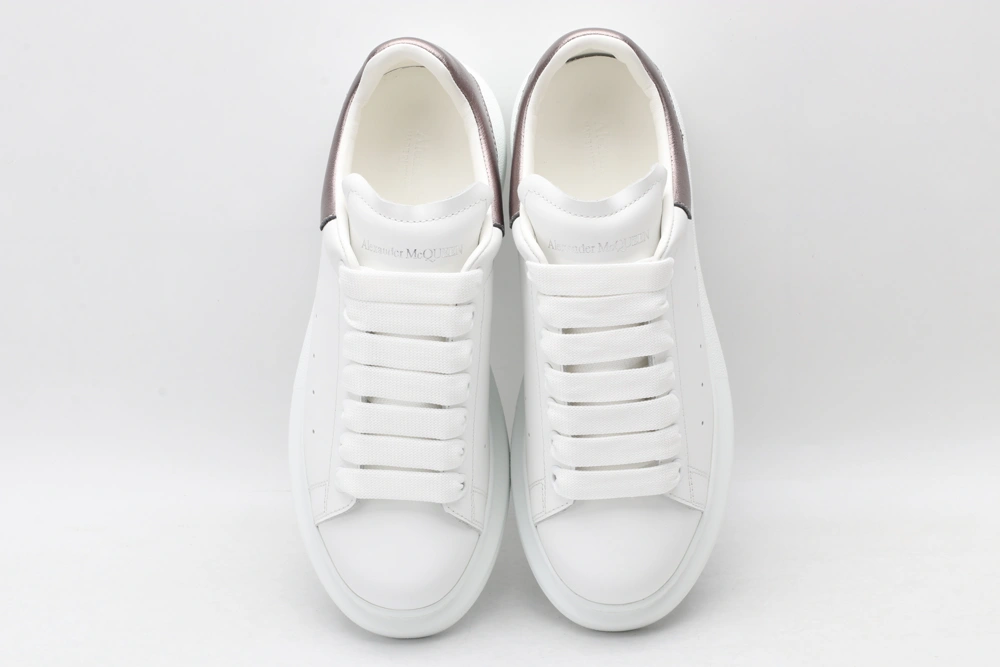 Unique A*exander M*queen Sneaker 3299