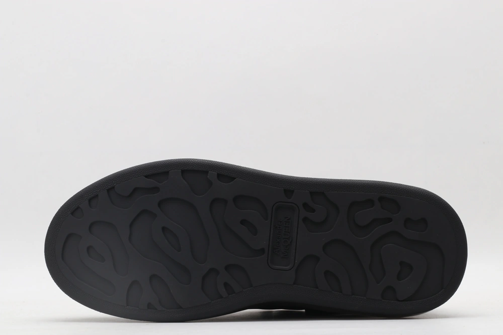 A*exander M*queen Sneaker Minimalist 3320