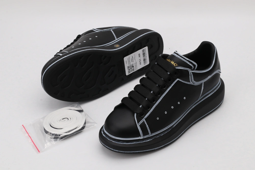 A*exander M*queen Sneaker EasyMatch 3347