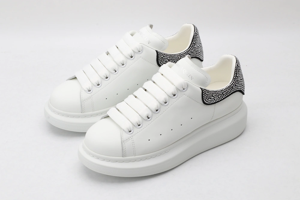 Effortless A*exander M*queen Sneaker 3272