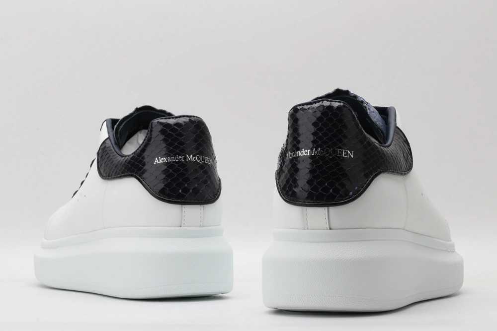 A*exander M*queen Sneaker Casual 3300