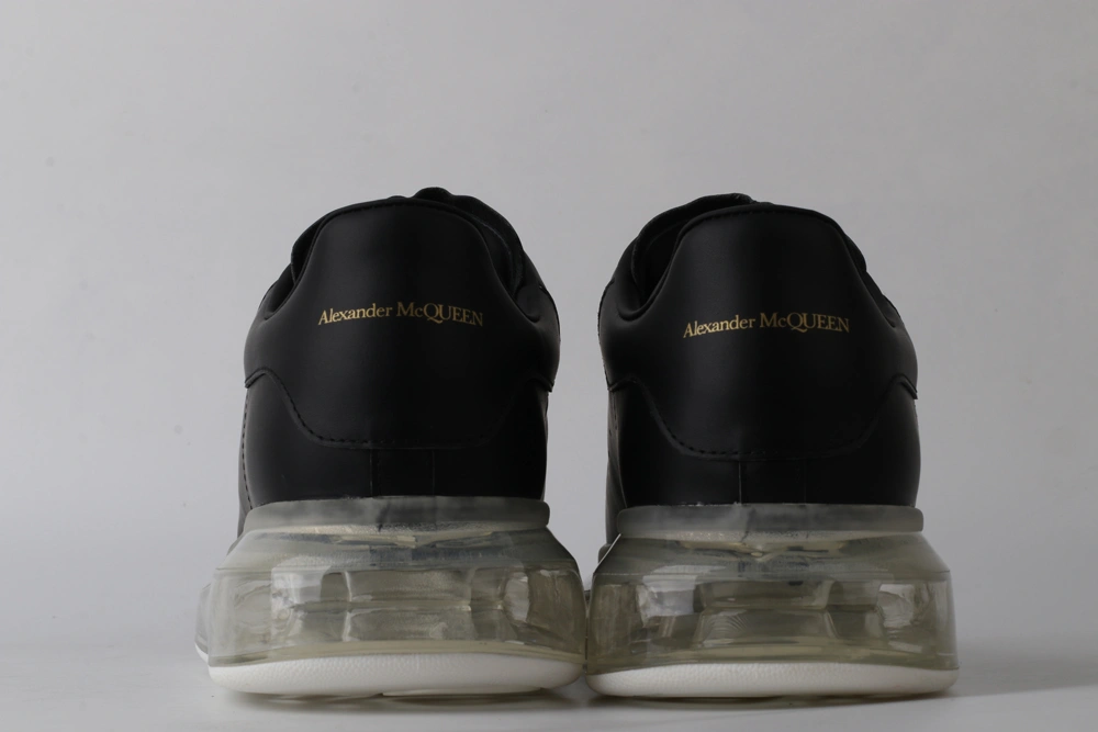 A*exander M*queen Sneaker Comfortable 3200