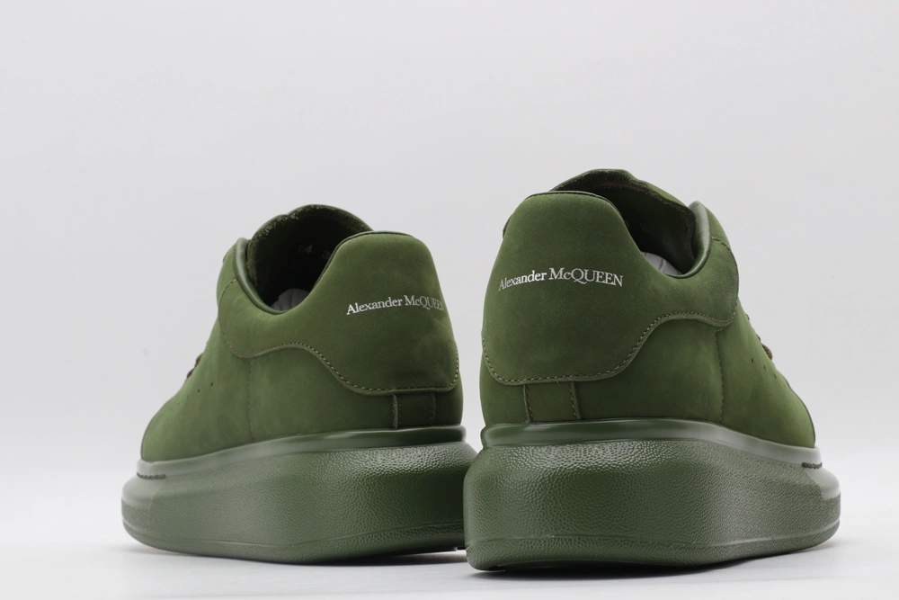 A*exander M*queen Sneaker Classic 3229