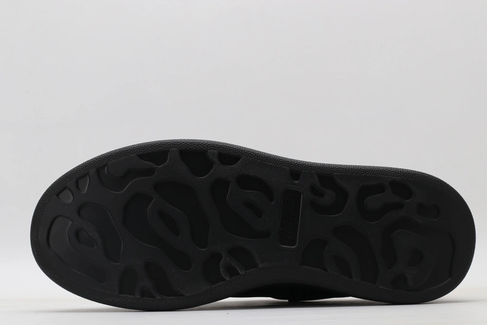 Comfortable A*exander M*queen Sneaker 3287