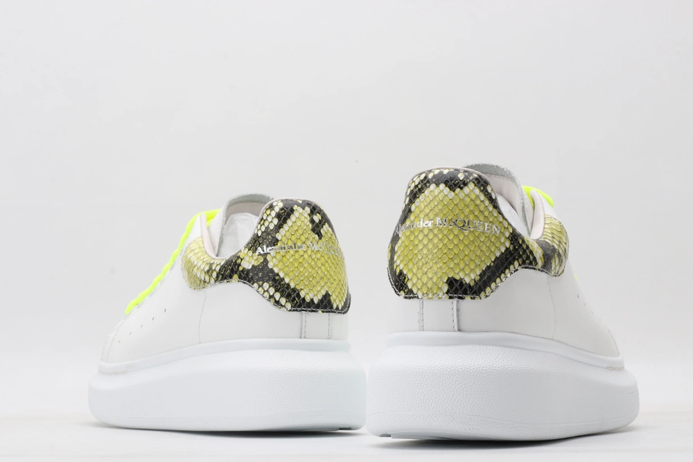 A*exander M*queen Sneaker EasyCare 3244