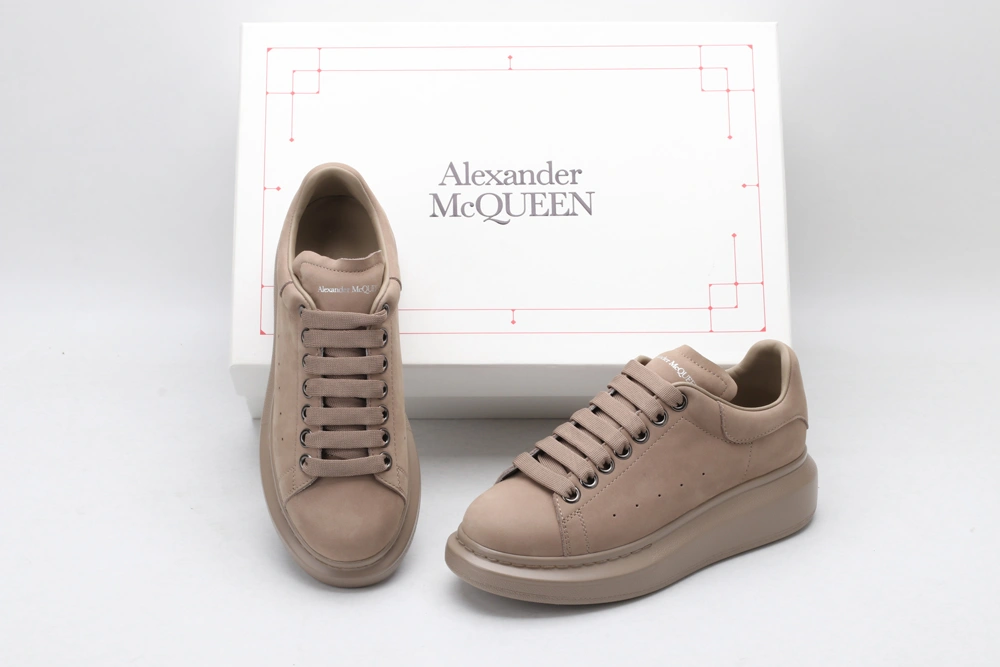 Breathable A*exander M*queen Sneaker 3230