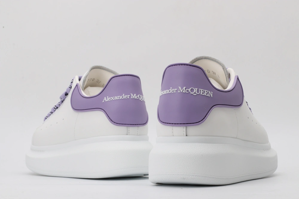 A*exander M*queen Sneaker Cozy 3353