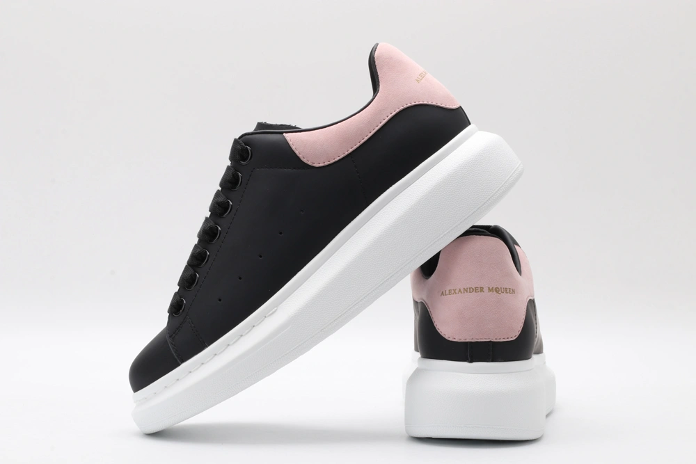 Original A*exander M*queen Sneaker 3216