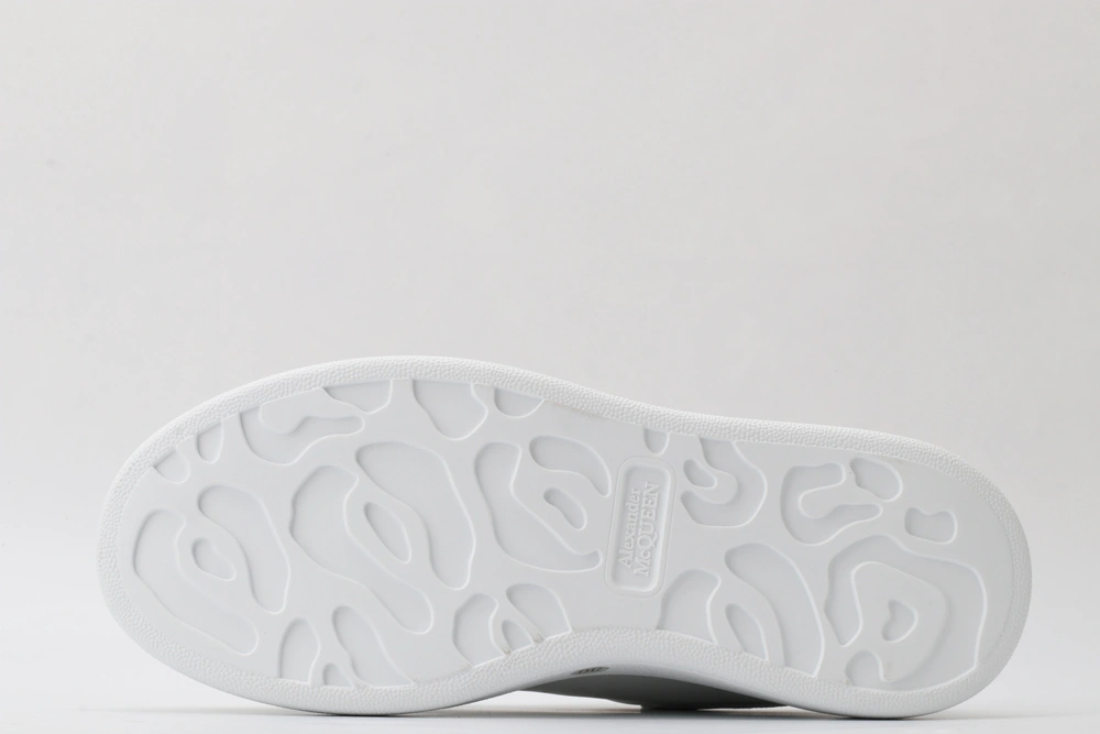 FreshLook A*exander M*queen Sneaker 3345