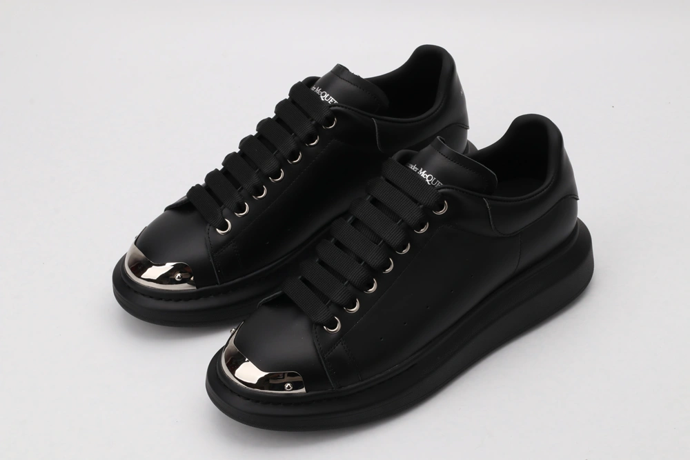 Lightweight A*exander M*queen Sneaker 3354