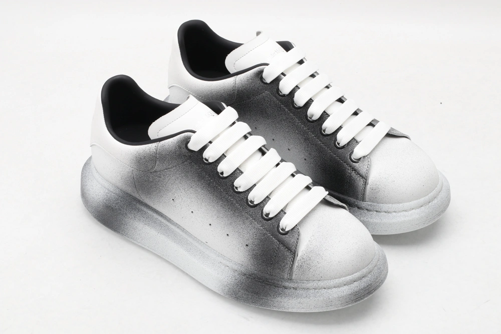 A*exander M*queen Sneaker OdorResistant 3226