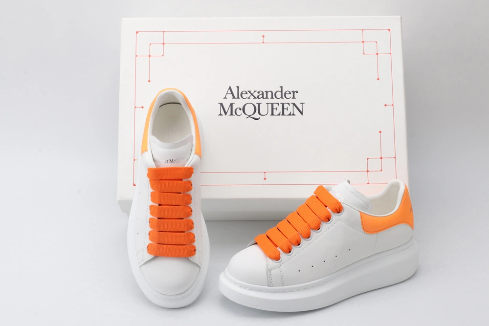 A*exander M*queen Sneaker Comfortable 3340