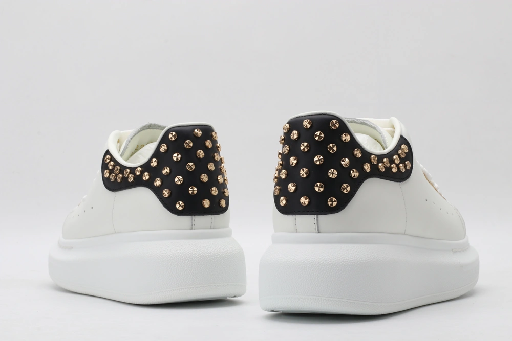 TravelReady A*exander M*queen Sneaker 3214