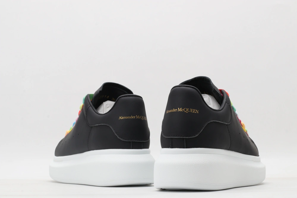 Packable A*exander M*queen Sneaker 3330
