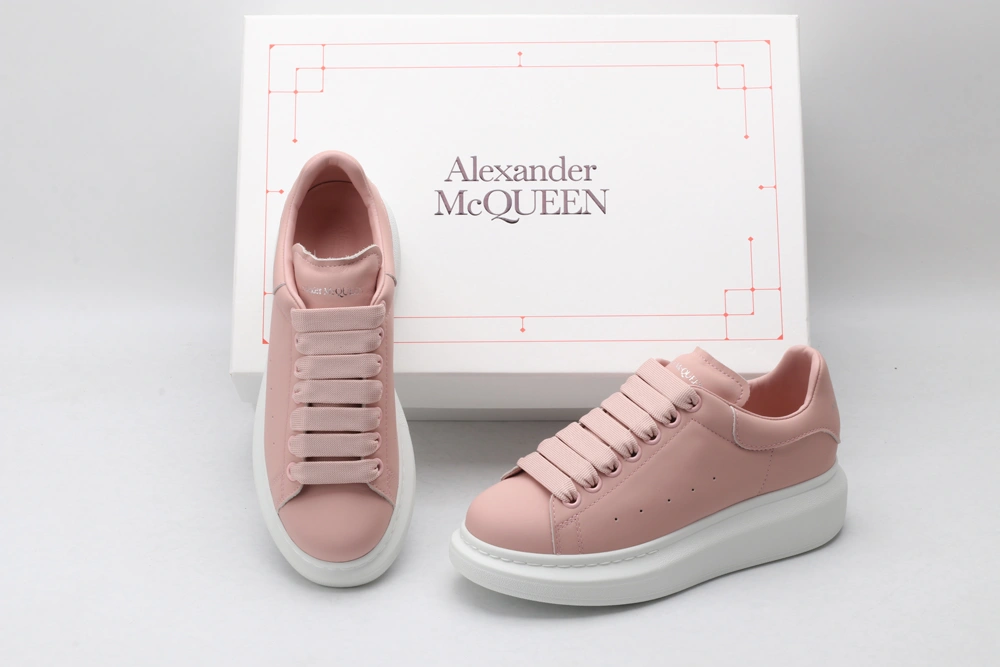 A*exander M*queen Sneaker SunProtective 3286
