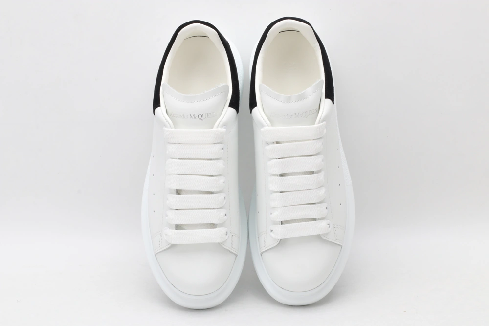 GoAnywhere A*exander M*queen Sneaker 3283