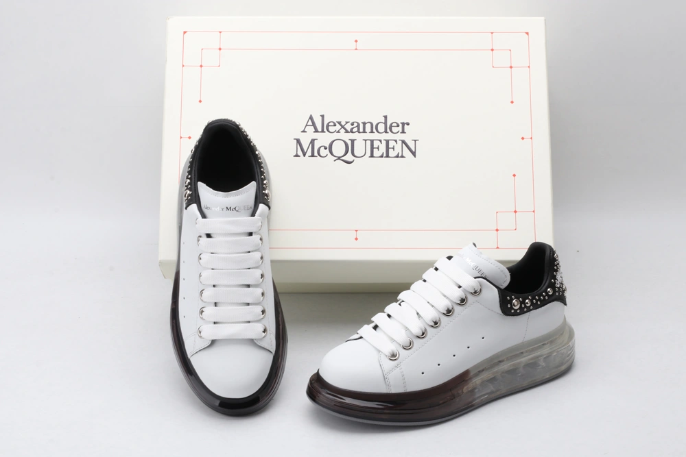 Unique A*exander M*queen Sneaker 3237