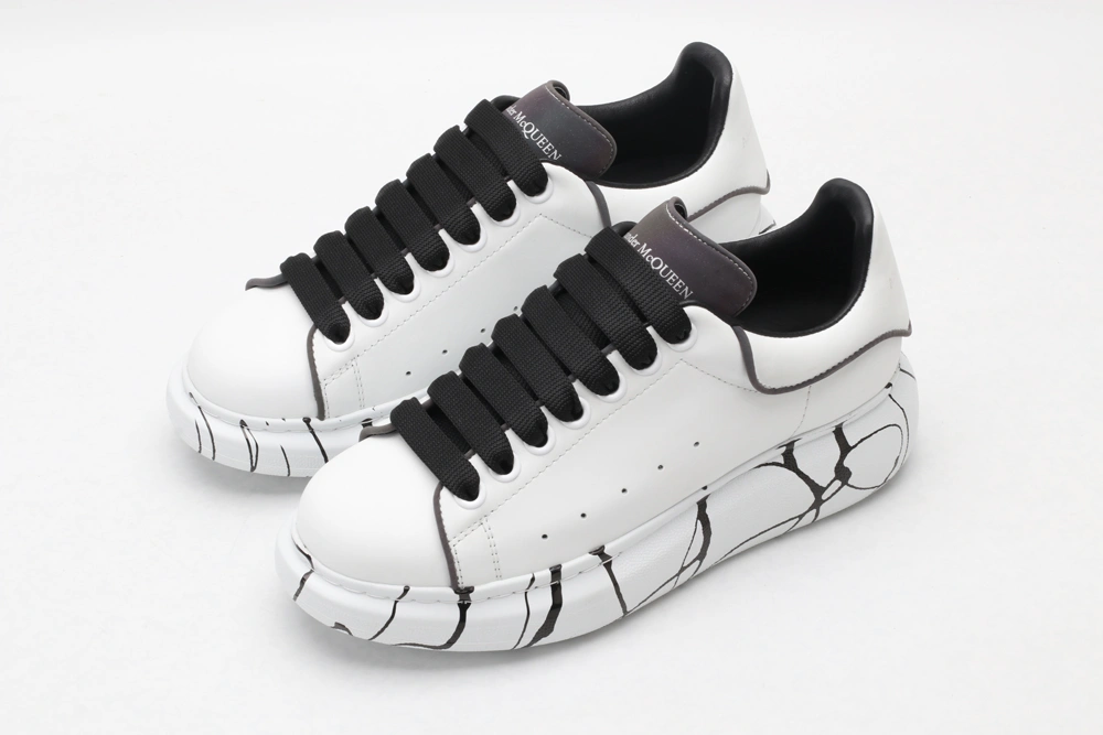 A*exander M*queen Sneaker QuickDry 3264