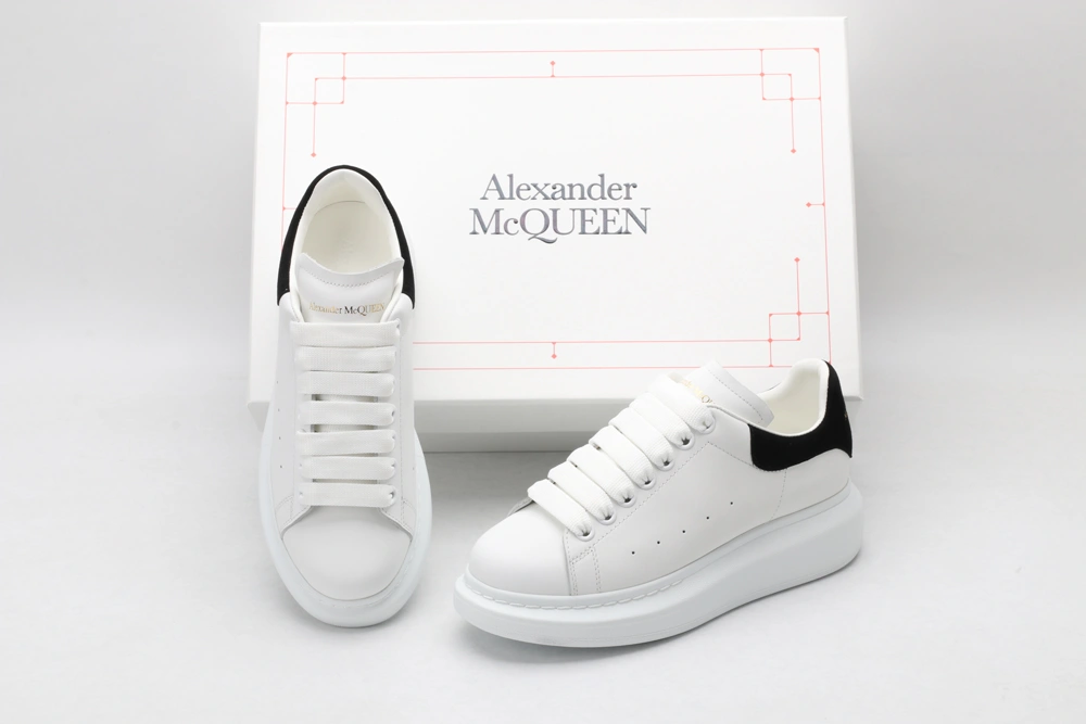 Seasonal A*exander M*queen Sneaker 3333