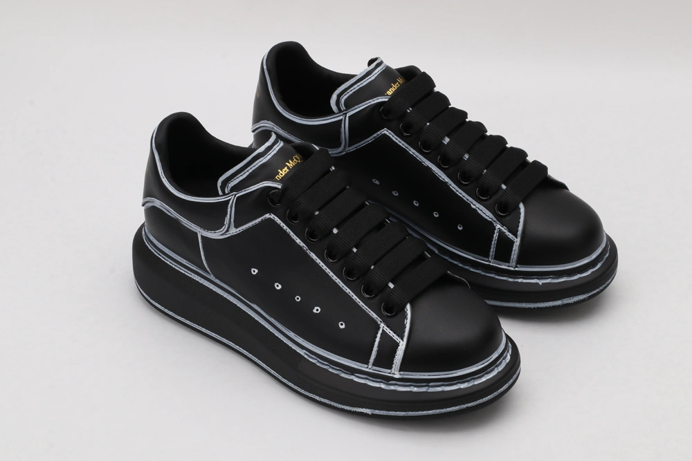 A*exander M*queen Sneaker EasyMatch 3347