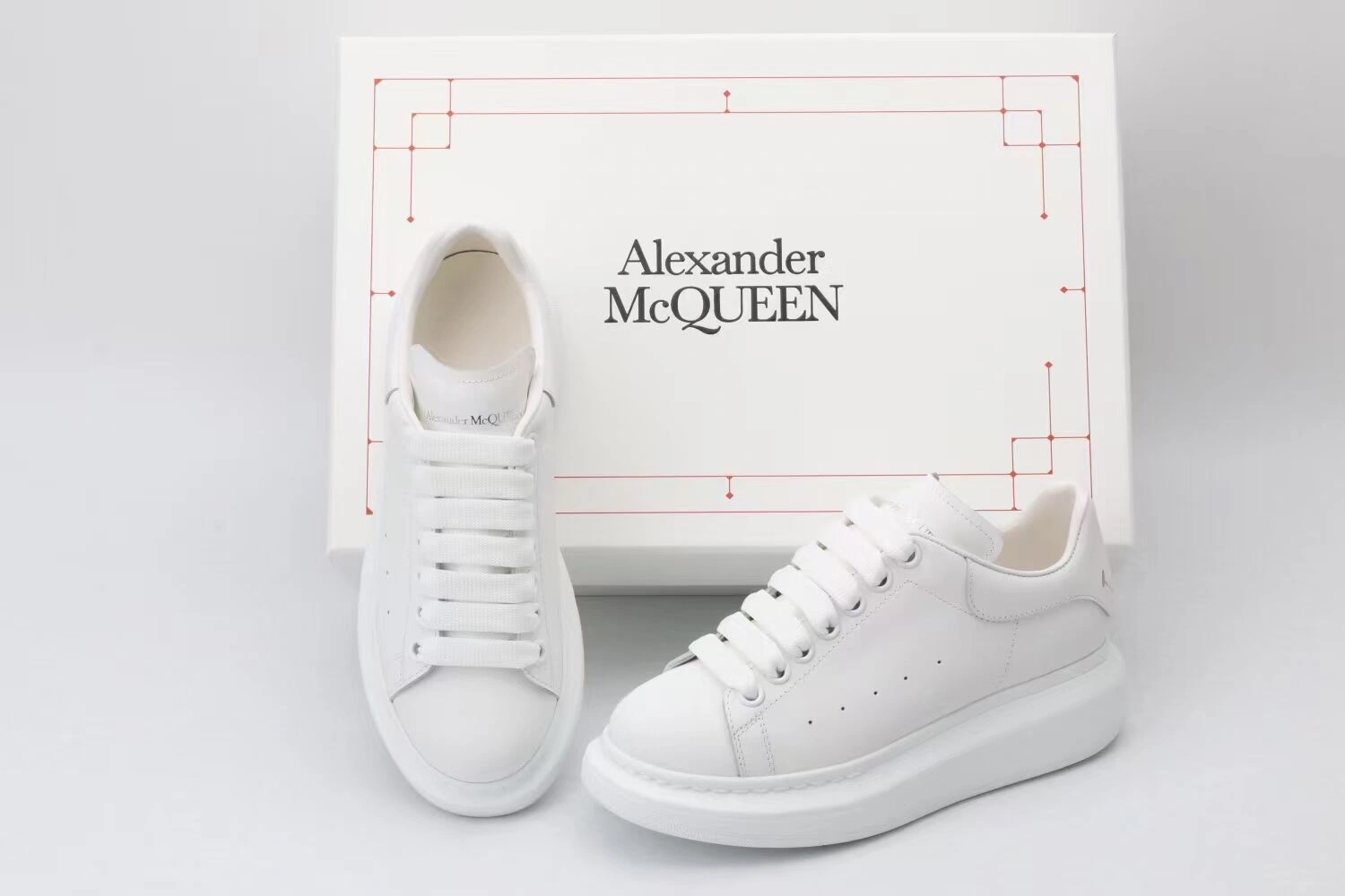 Fashionable A*exander M*queen Sneaker 3212