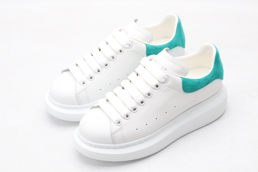 A*exander M*queen Sneaker Elegant 3240