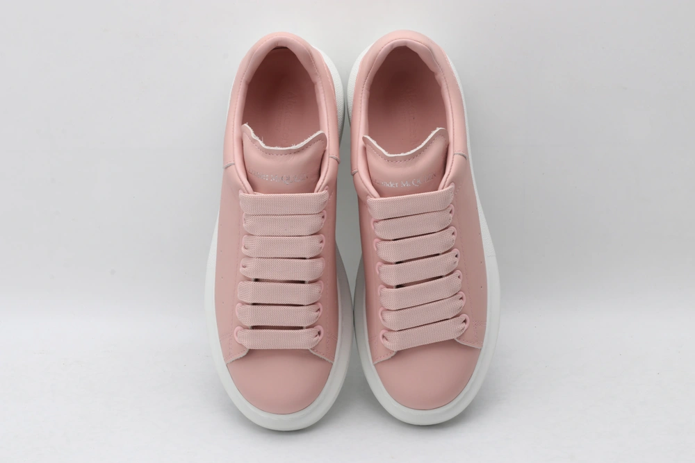 A*exander M*queen Sneaker SunProtective 3286