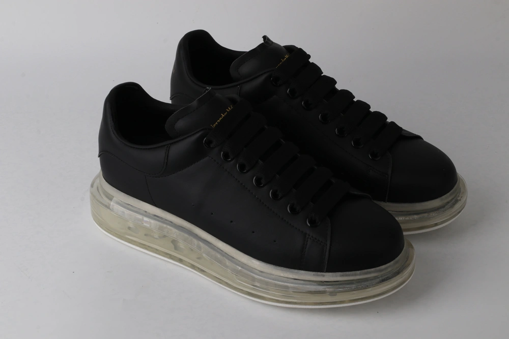 A*exander M*queen Sneaker Comfortable 3200