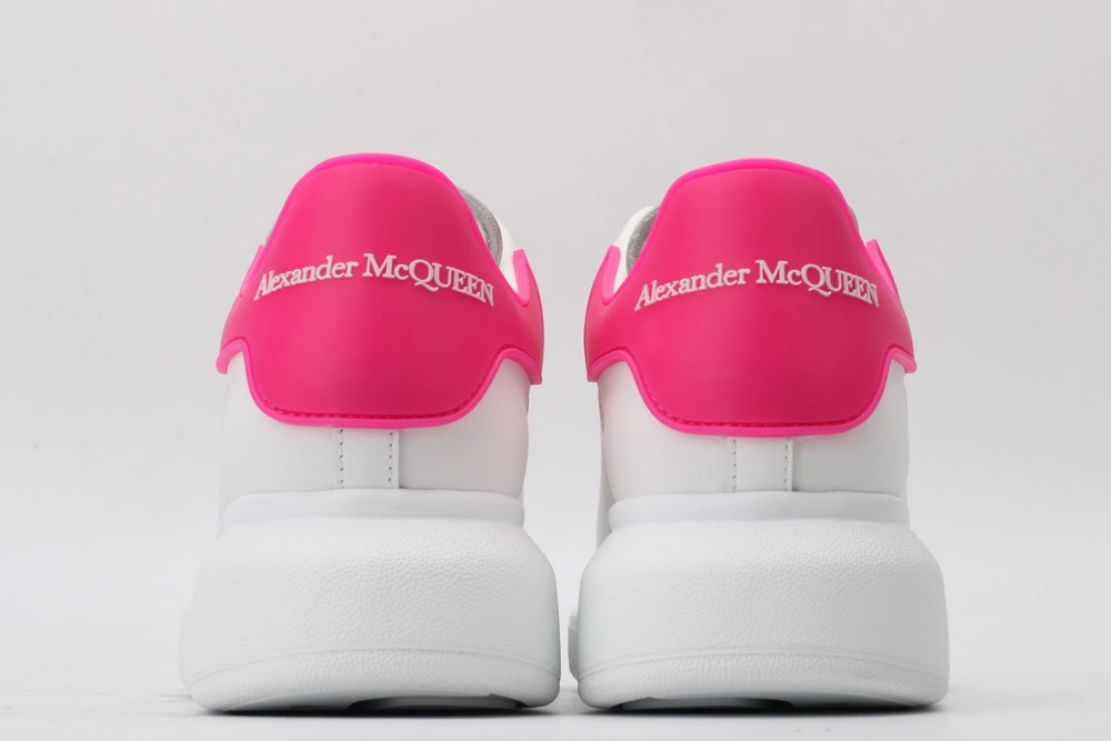 SportInspired A*exander M*queen Sneaker 3207