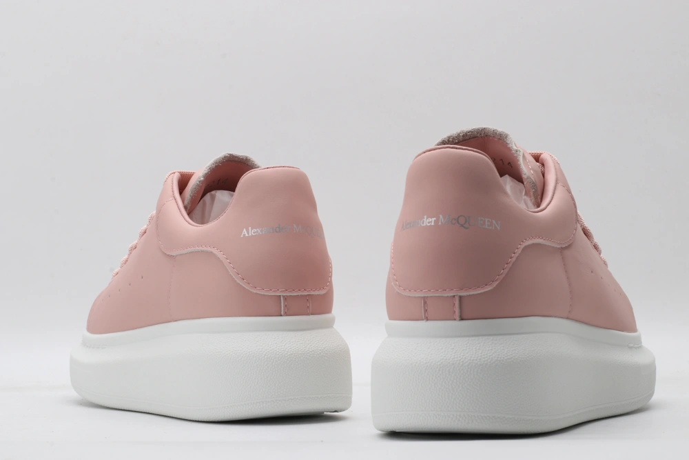 A*exander M*queen Sneaker SunProtective 3286
