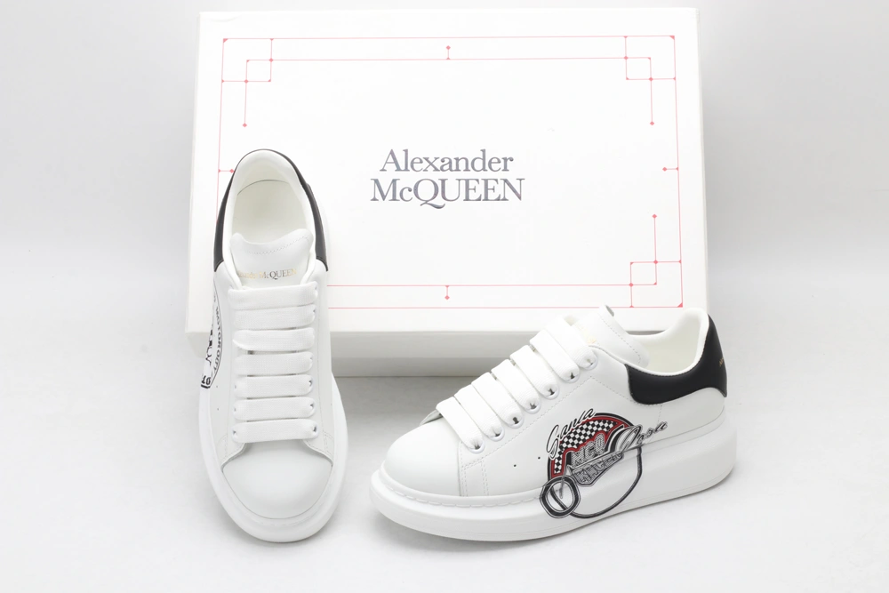 A*exander M*queen Sneaker Tailored 3219