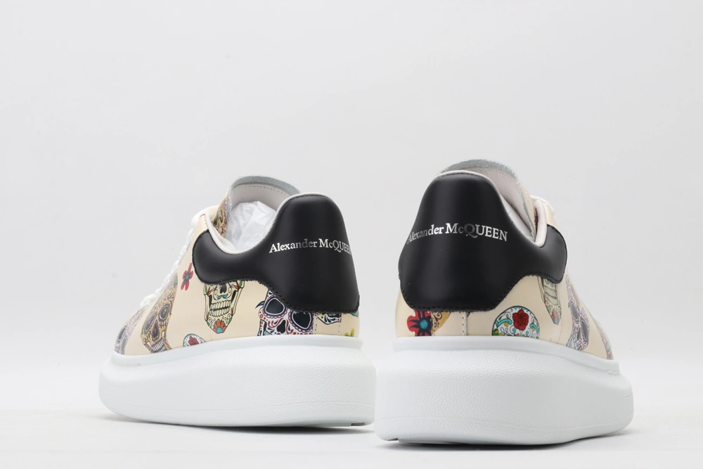 Stretchable A*exander M*queen Sneaker 3246