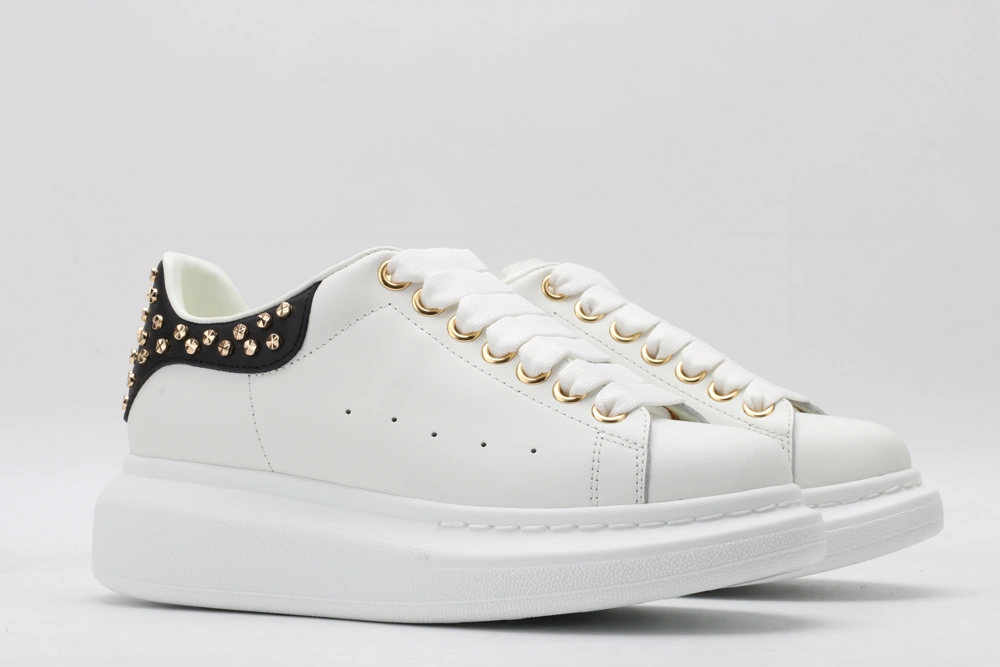 TravelReady A*exander M*queen Sneaker 3214