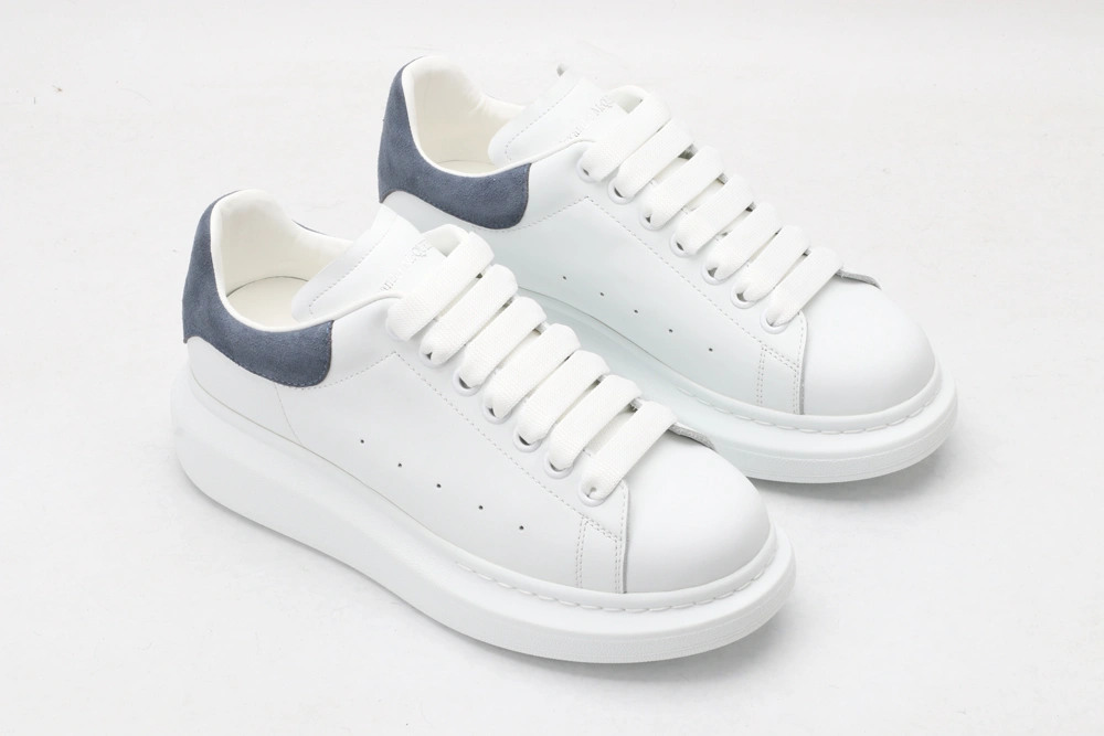 DailyWear A*exander M*queen Sneaker 3239