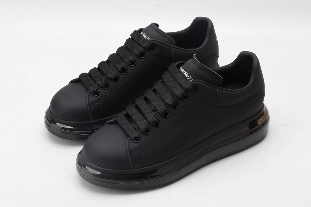 A*exander M*queen Sneaker Minimalist 3320