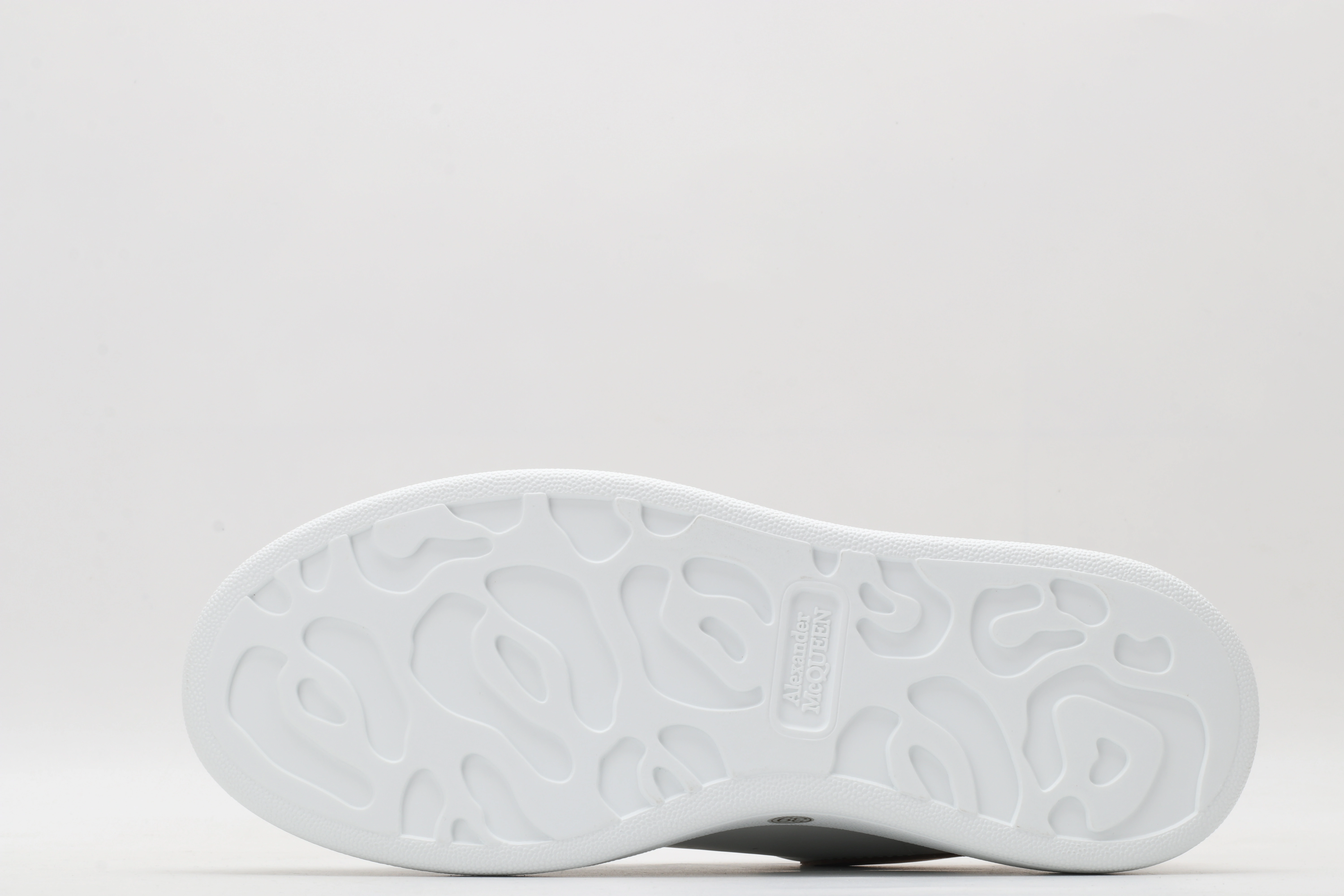 Trendy A*exander M*queen Sneaker 3311