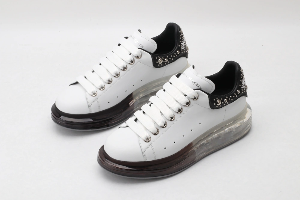 Unique A*exander M*queen Sneaker 3237