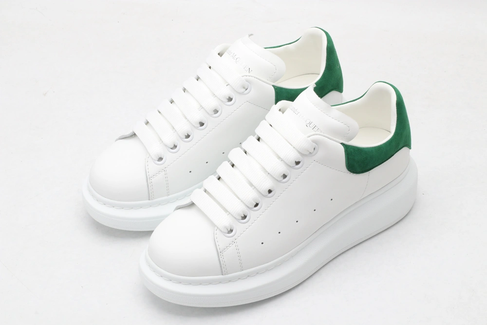 A*exander M*queen Sneaker Bright 3227