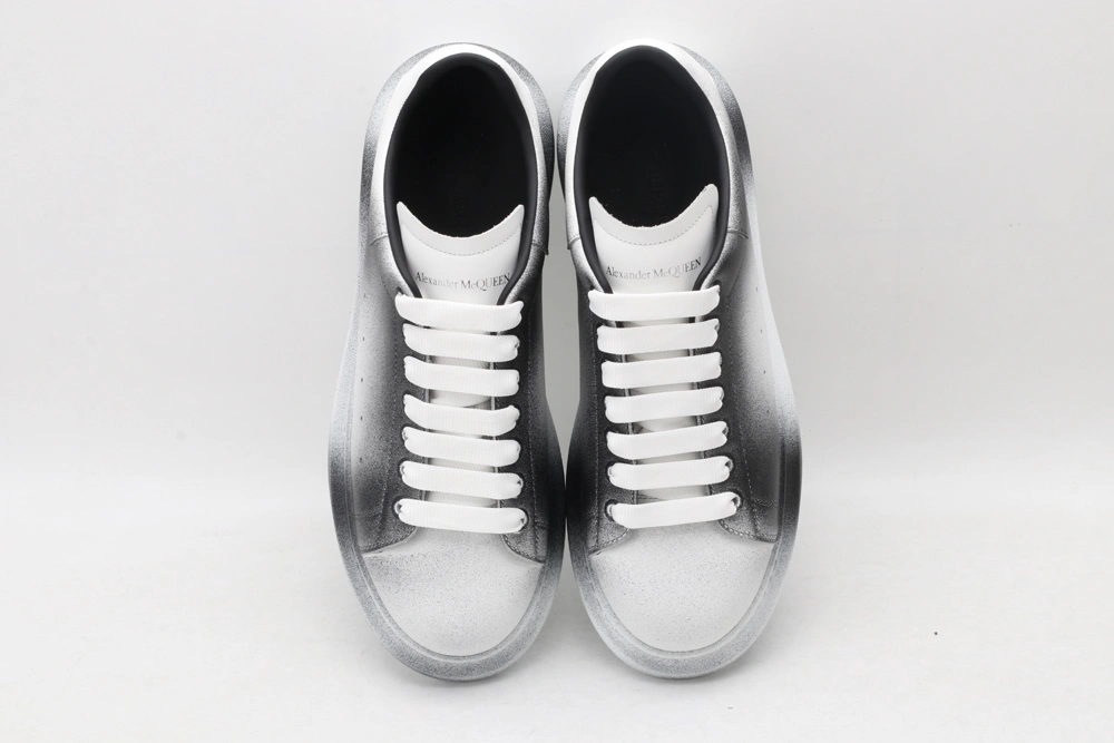 A*exander M*queen Sneaker OdorResistant 3226