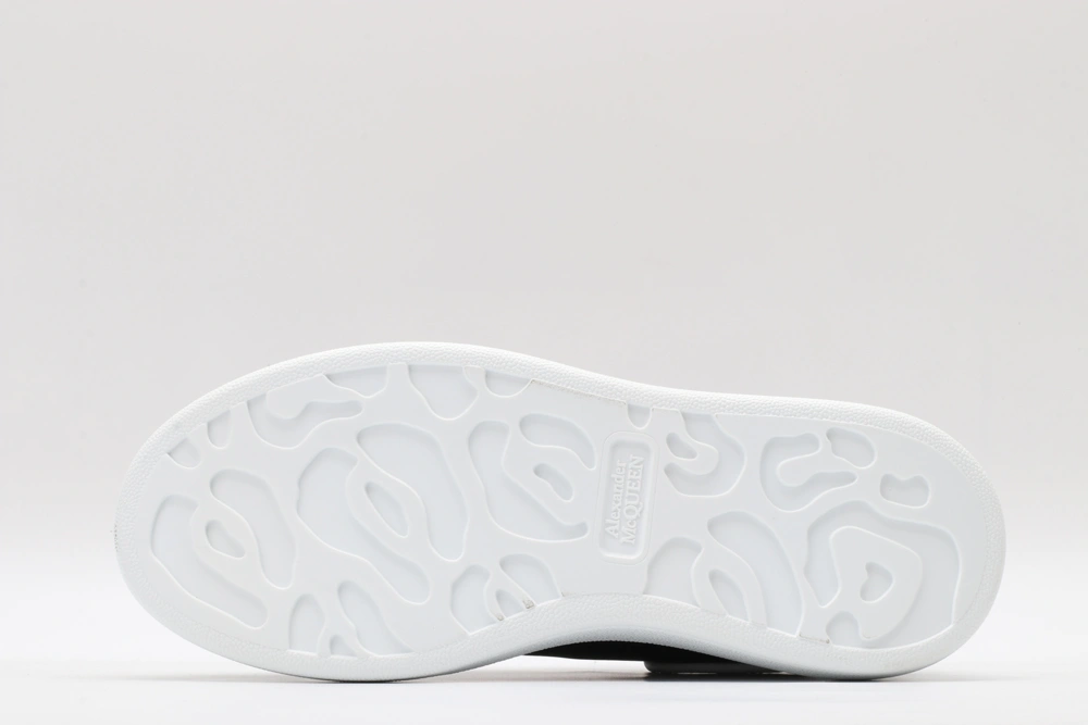 A*exander M*queen Sneaker SoftTouch 3270