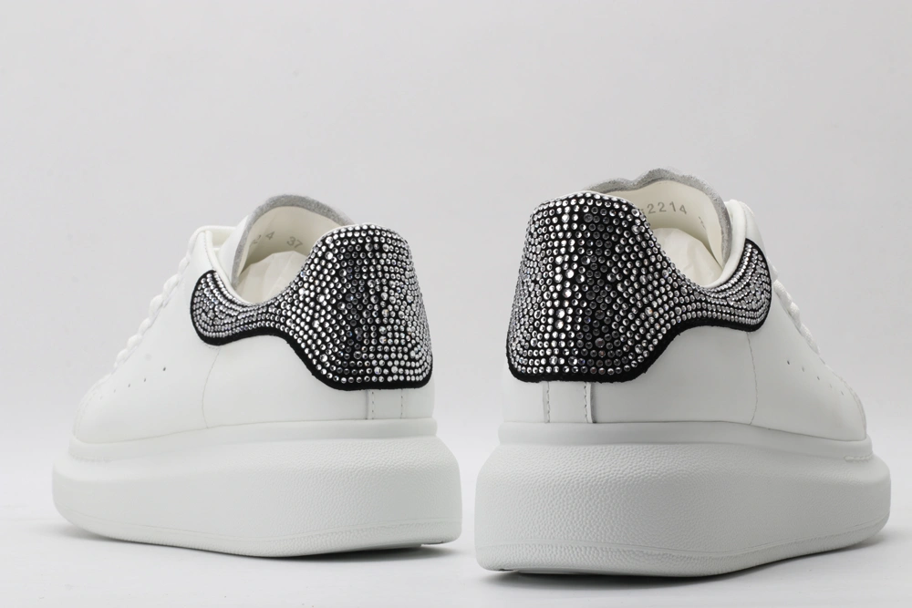 Effortless A*exander M*queen Sneaker 3272